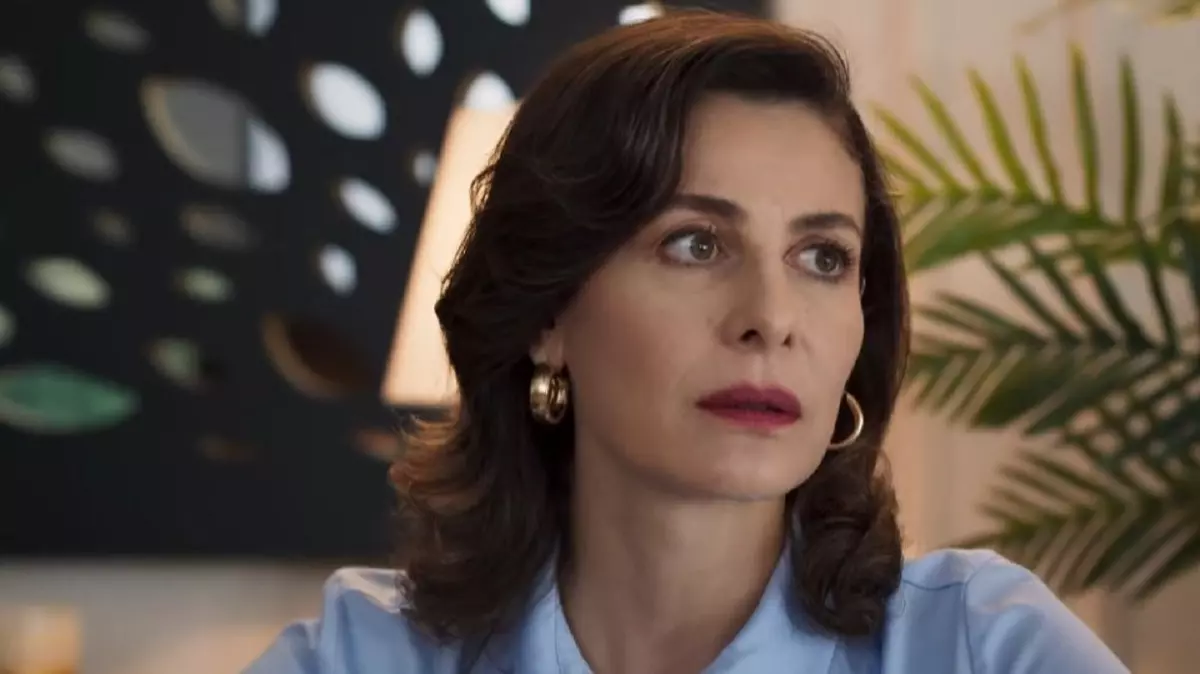 Handan – Ebru Özkan